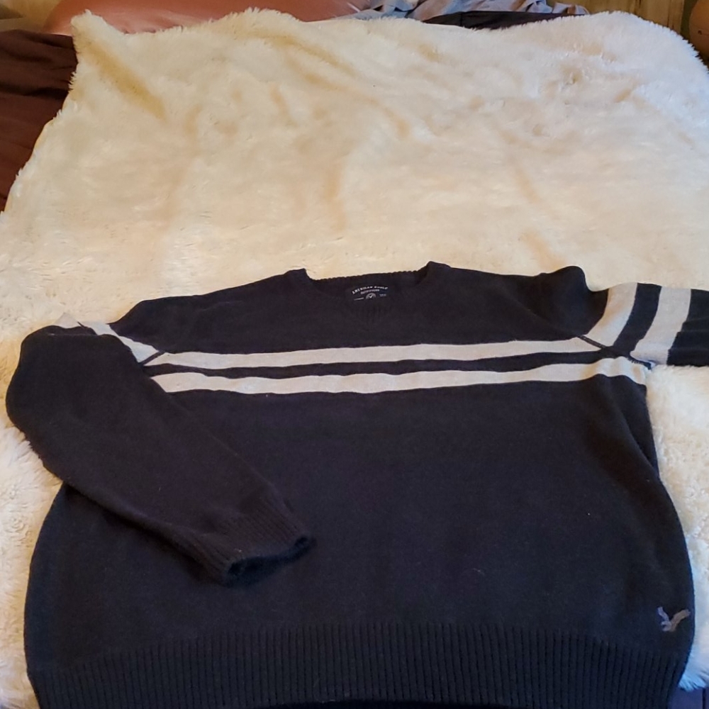 Sweater - Picture 3 of 4